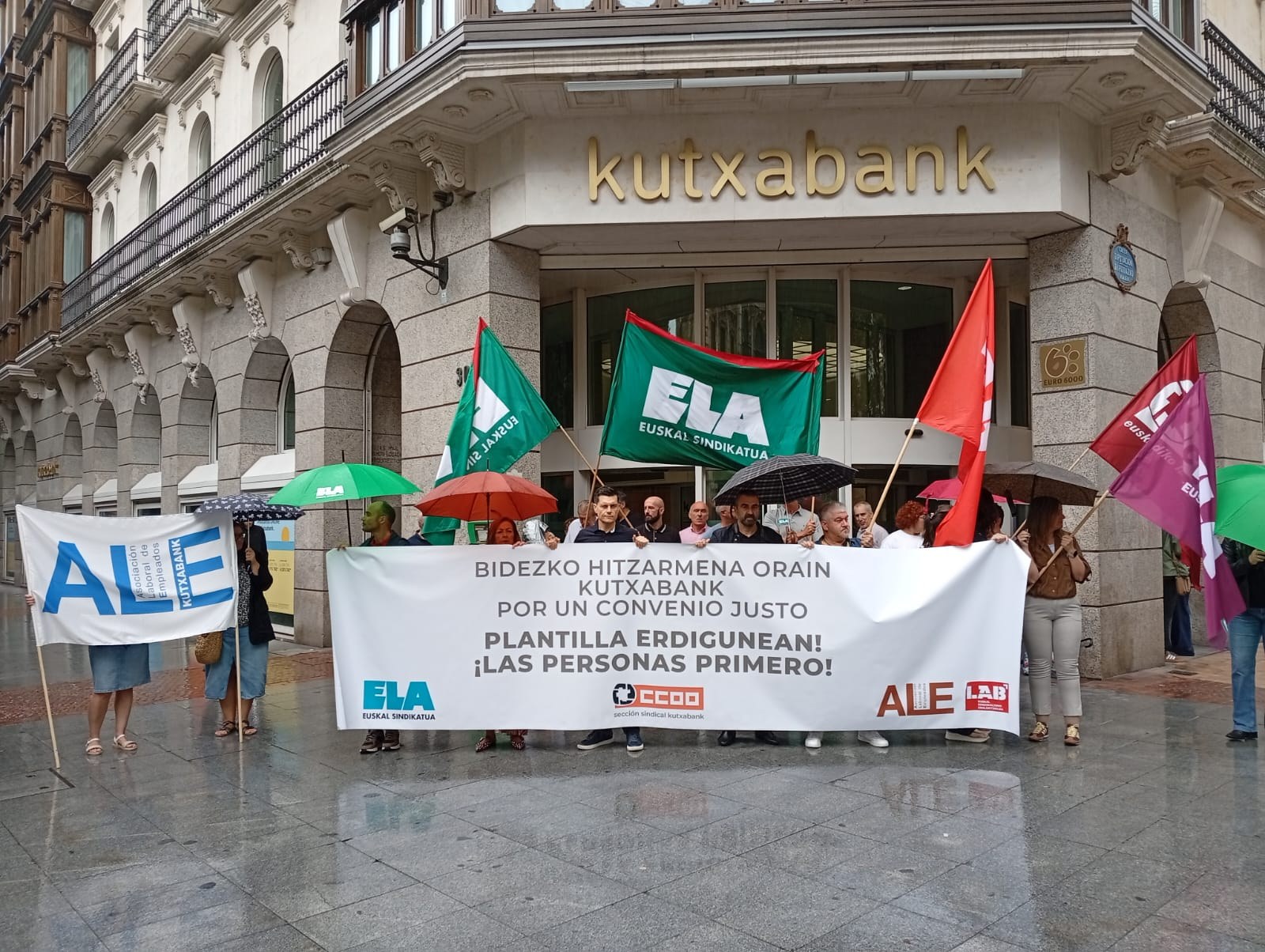 Kontzentrazioa aldebakarrez gauzatutako kaleratzeak salatzeko Kontzentrazioa aldebakarrez gauzatutako kaleratzeak salatzeko