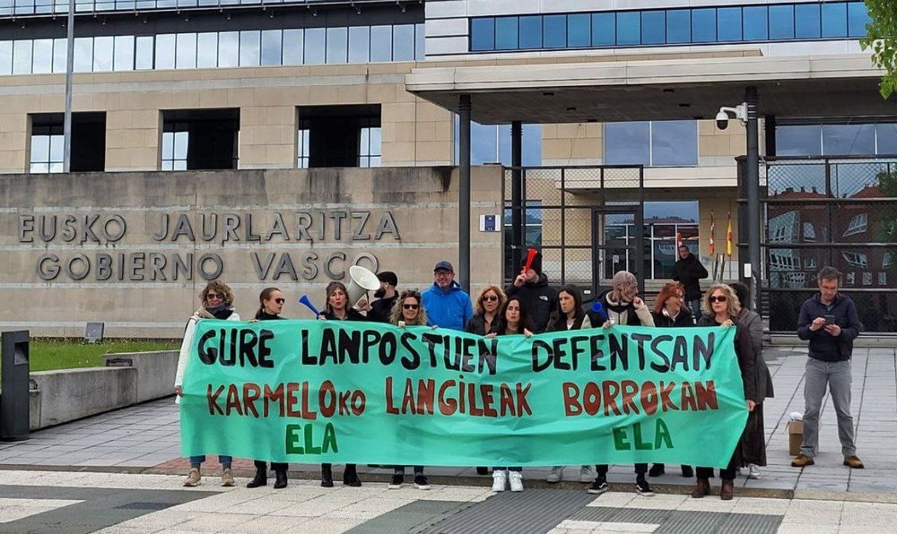 Kontzentrazioa egin dute Lakuan laugarren greba egunean