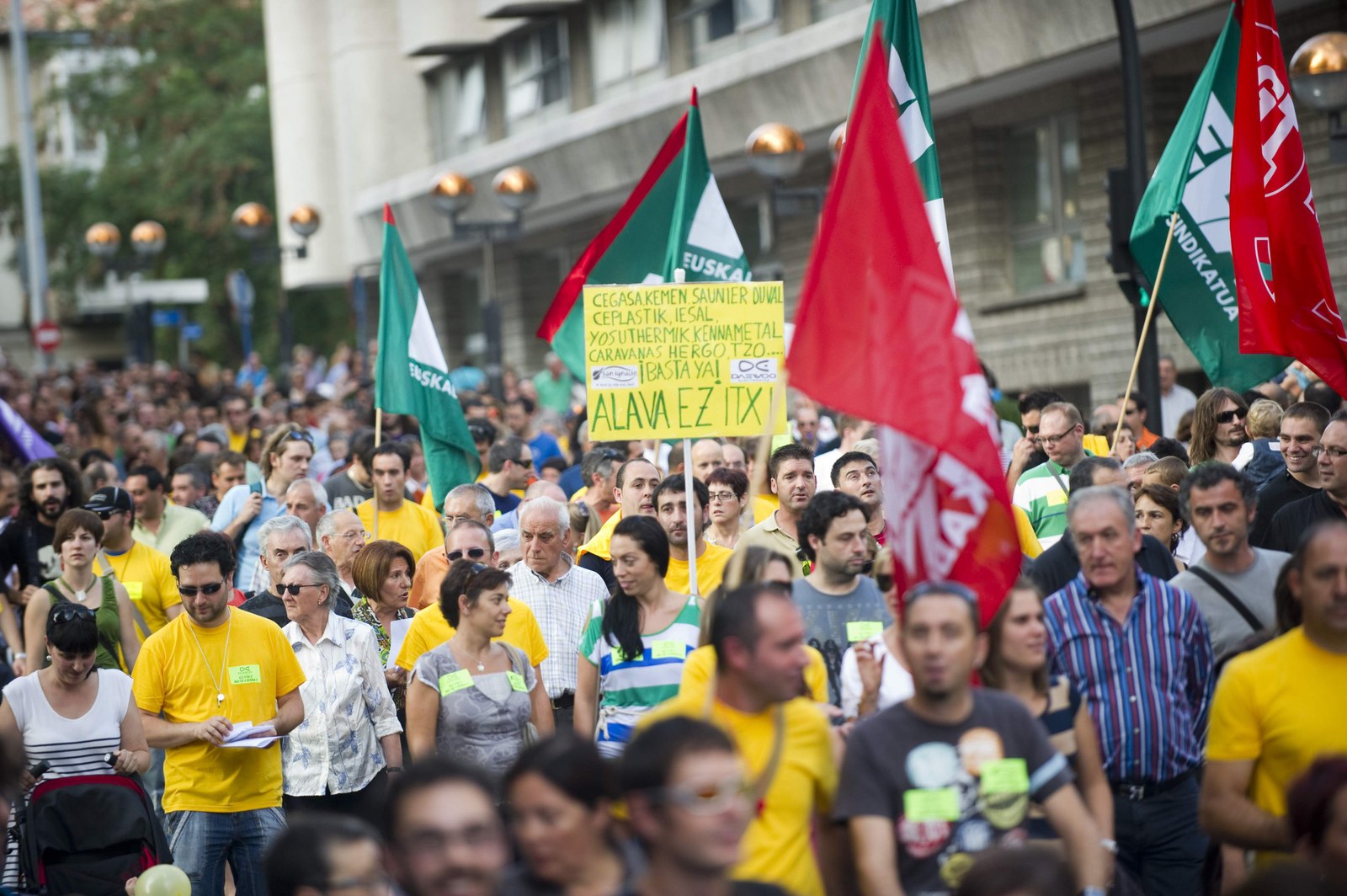 Lan hitzarmenaren aldeko mobilizazioak dituzte Arabako metalean