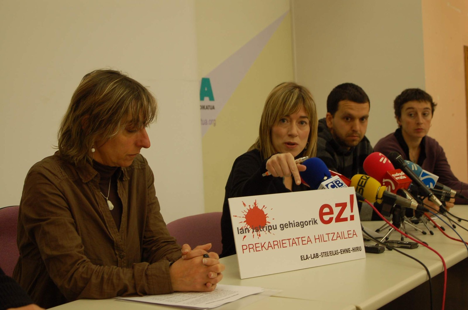 Lan istripuak prekarietatearen eta prebentzio ezaren ondorio dira