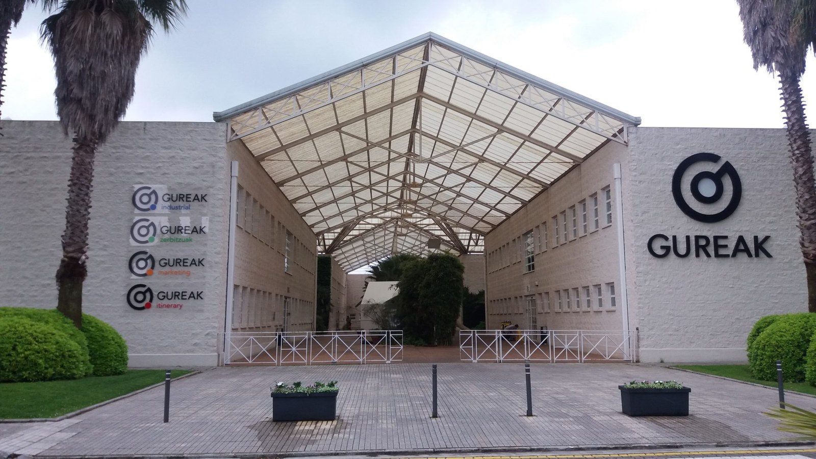 Langileen osasuna babesteko aldi baterako erregulazio dosierra aplikatzea adostu da Gureak Industrial enpresan Langileen osasuna babesteko aldi baterako erregulazio dosierra aplikatzea adostu da Gureak Industrial enpresan