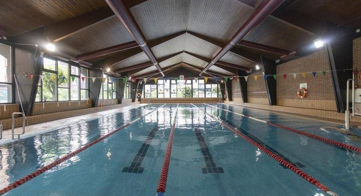 Lanuzteak Bilbon soldata osorik ordaintzen ez dietelako