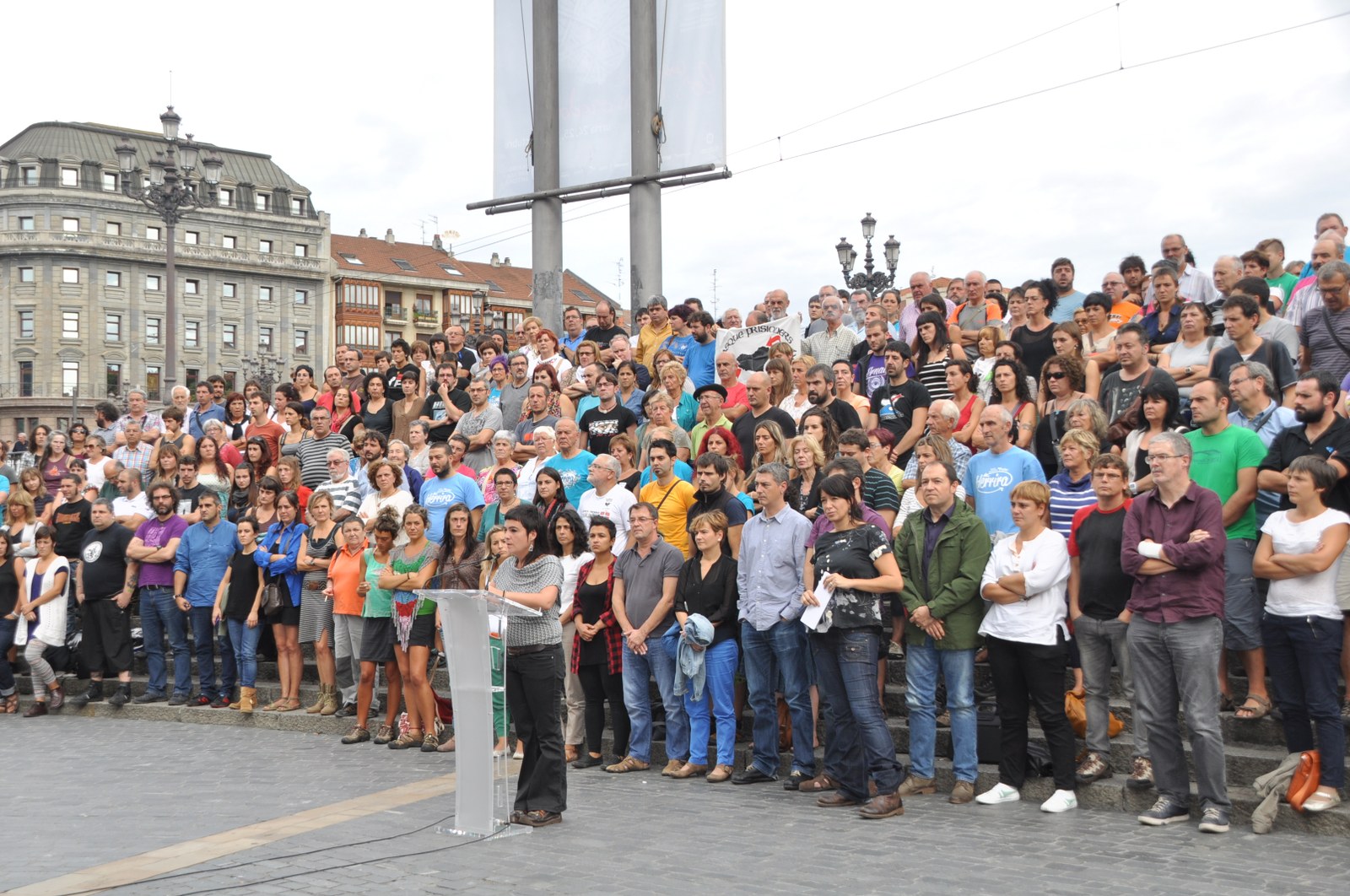 Larunbatean manifestazioa Bilbon azken atxiloketak salatzeko