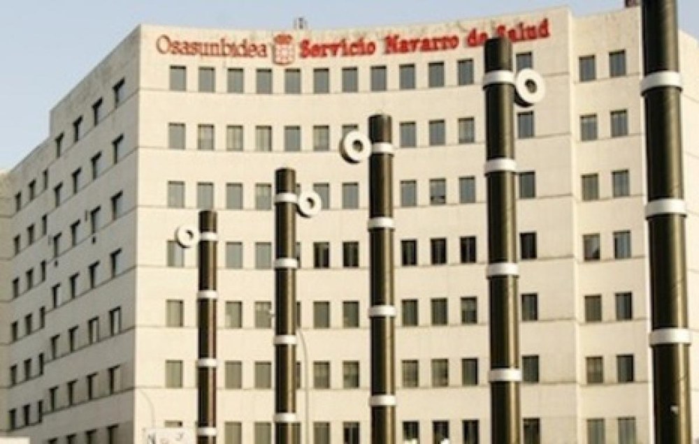 Osasun Departamentuak itxaron-zerrenden kudeaketan hartutako erabakiek Osasunbideak dituen egiturazko arazoak larriagotuko dituzte