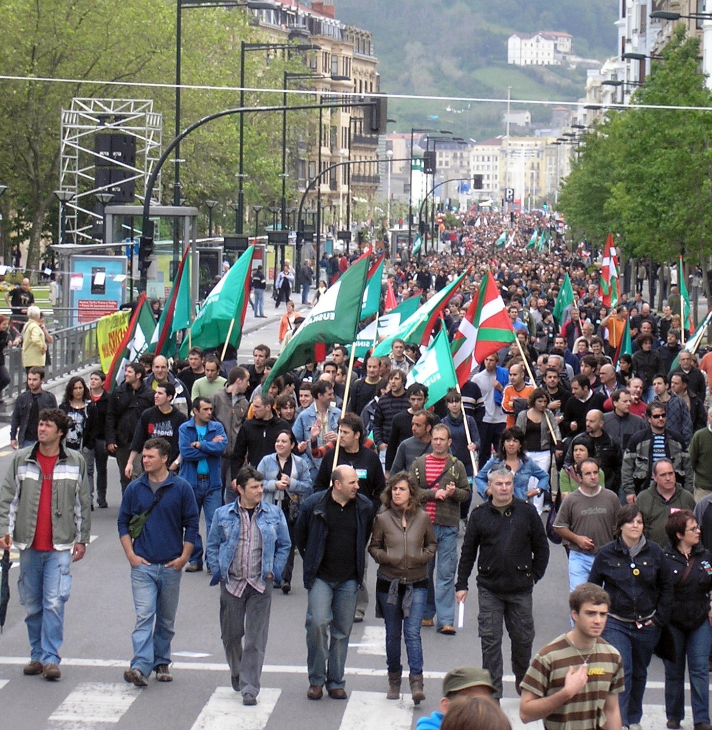 Maiatzaren 21eko greba orokorreko gutxiengo zerbitzuak baliogabeak