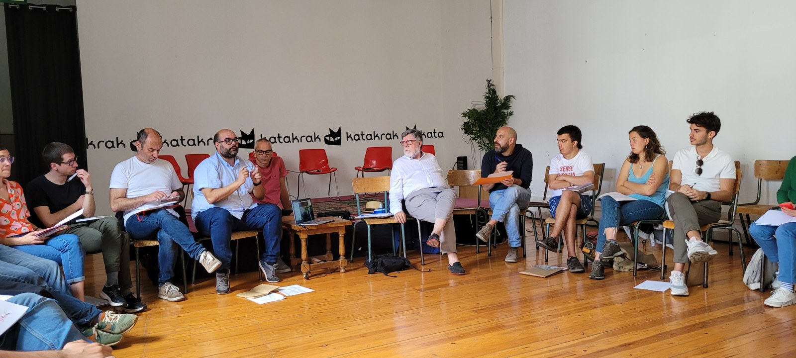 Manu Robles-Arangiz Fundazioak Forum Soberanistan parte hartu du Iruñean