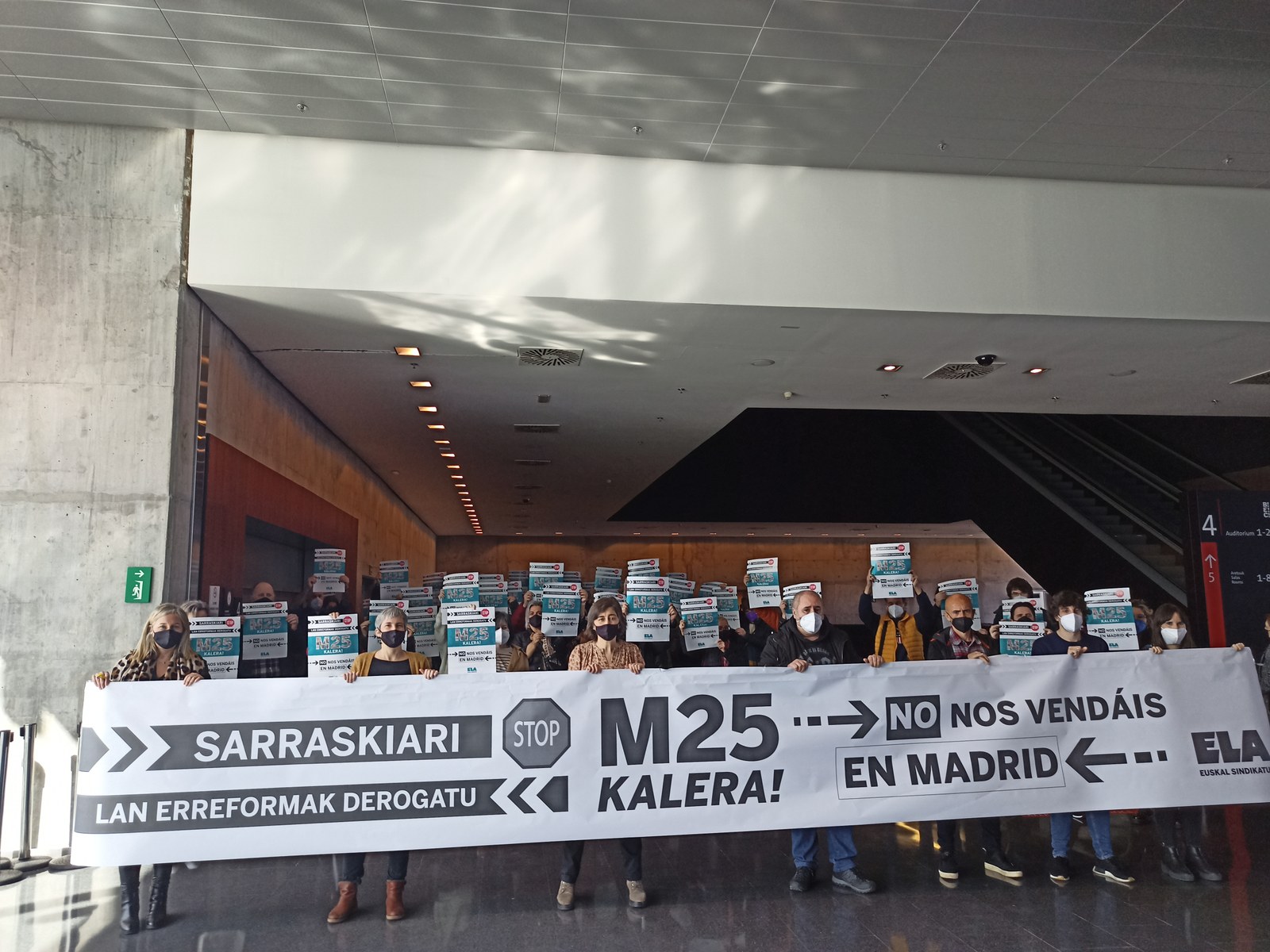 Giroa berotzen Martxoaren 25erako, lan erreformaren eta hitzarmenen estatalizazioaren aurkako mobilizazio eguna