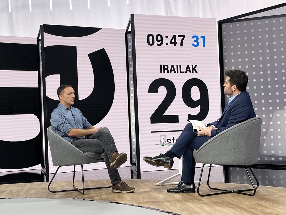 Mitxel Lakuntza: “Azpiazu sailburuaren proposamena gauzatzen bada, langile publikoek %20ko soldata galera izango dute azken hamarkadan”