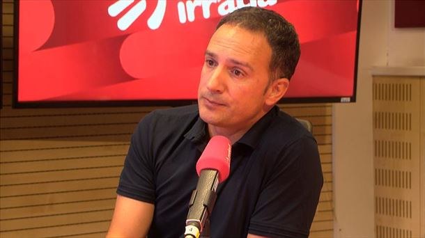 Mitxel Lakuntza: “Confebaskek lagileoi esaten digu boluntarioki pobreagoak izan behar dugula”