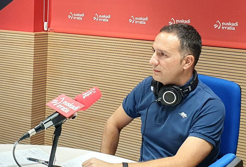 Mitxel Lakuntza: “Ortuzarrek oposiziorik gabeko gizartearekin amesten du”