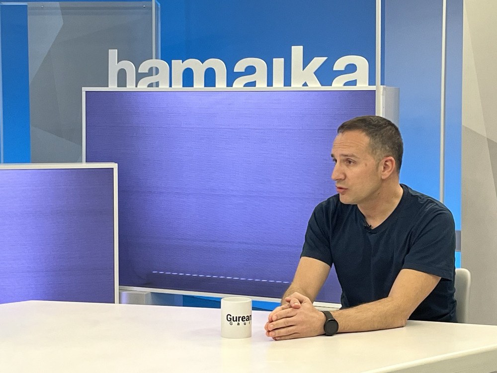 Mitxel Lakuntza: "Pentsioa murriztuko zaie 50 urte baino gutxiago dutenei"