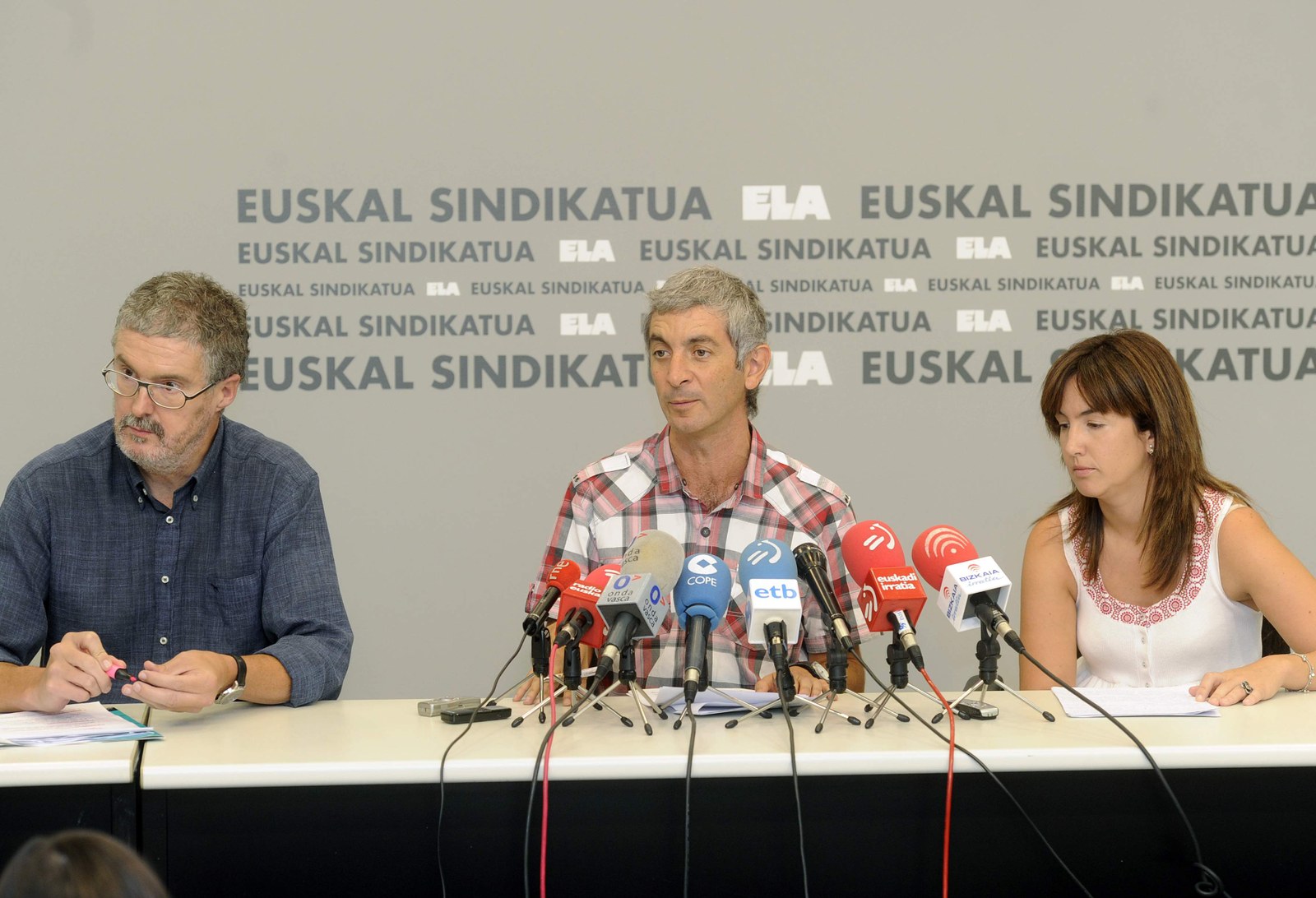 Muñoz: “Elkartasuna zerga-sistemaren bidez finantzatu beharra dago”