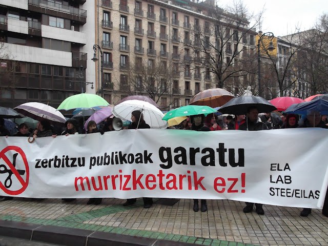 Murrizketen kontrako elkarretaratzeak Nafarroako hainbat udaletan