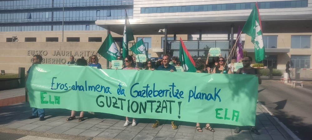 Pradalesen Gobernuak uko egin dio galdutako KPIa berreskuratzeari eta plantilla gaztetzeko neurriei