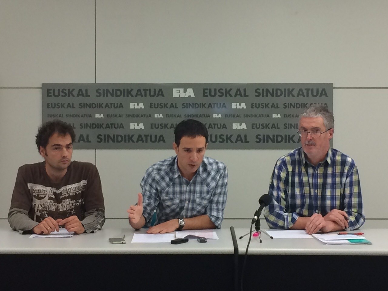 Premiazkoa da eduki programatikoak finkatzea Nafarroan