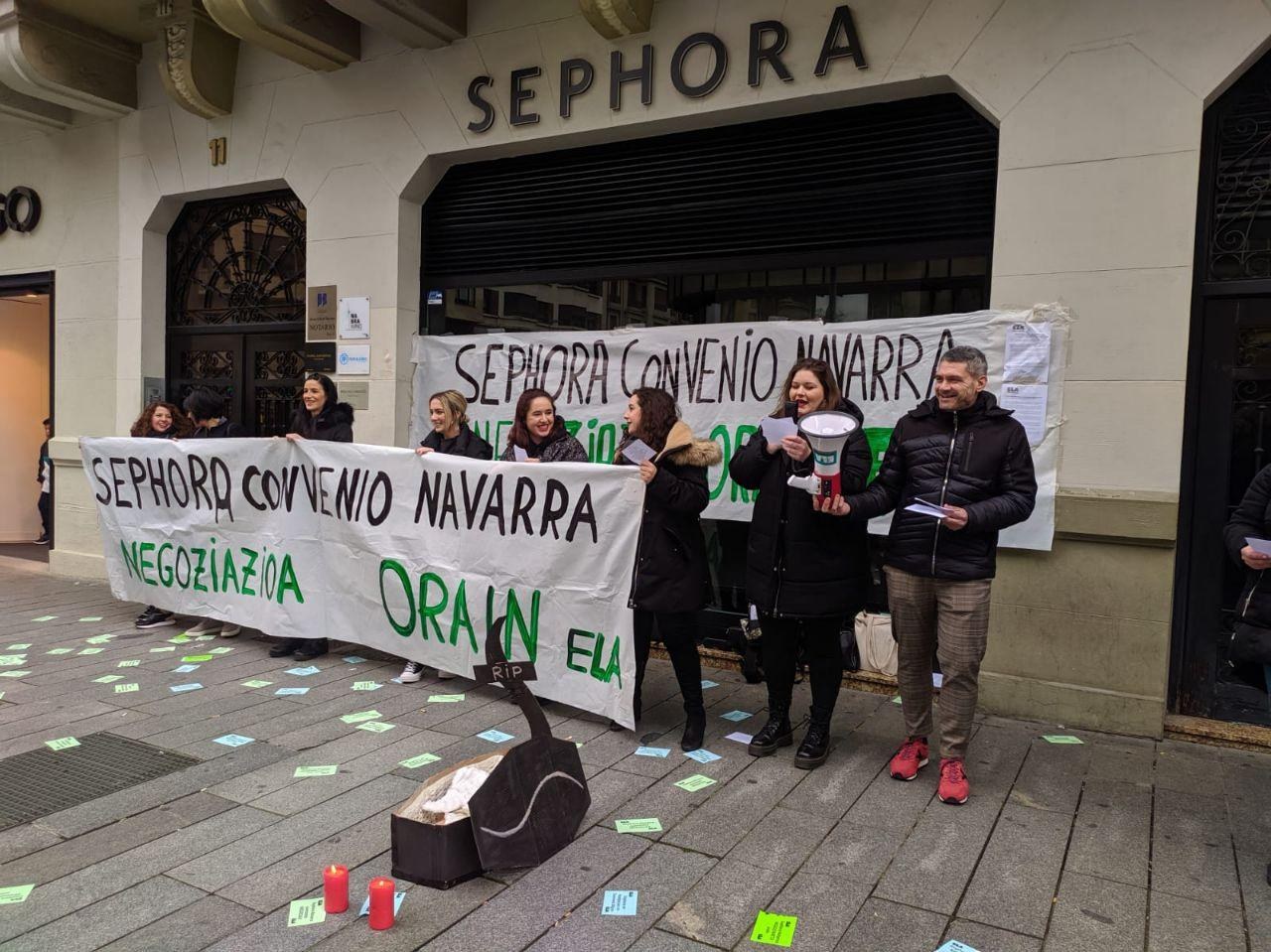 Sephorako langileek greban jarraitzen dute eta ostiral honetarako manifestazio birtuala antolatzen dute