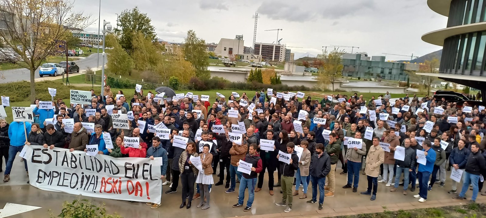 Siemens Gamesako langileak enpleguen egonkortasuna eta baldintzak defendatzeko mobilizatu dira Siemens Gamesako langileak enpleguen egonkortasuna eta baldintzak defendatzeko mobilizatu dira