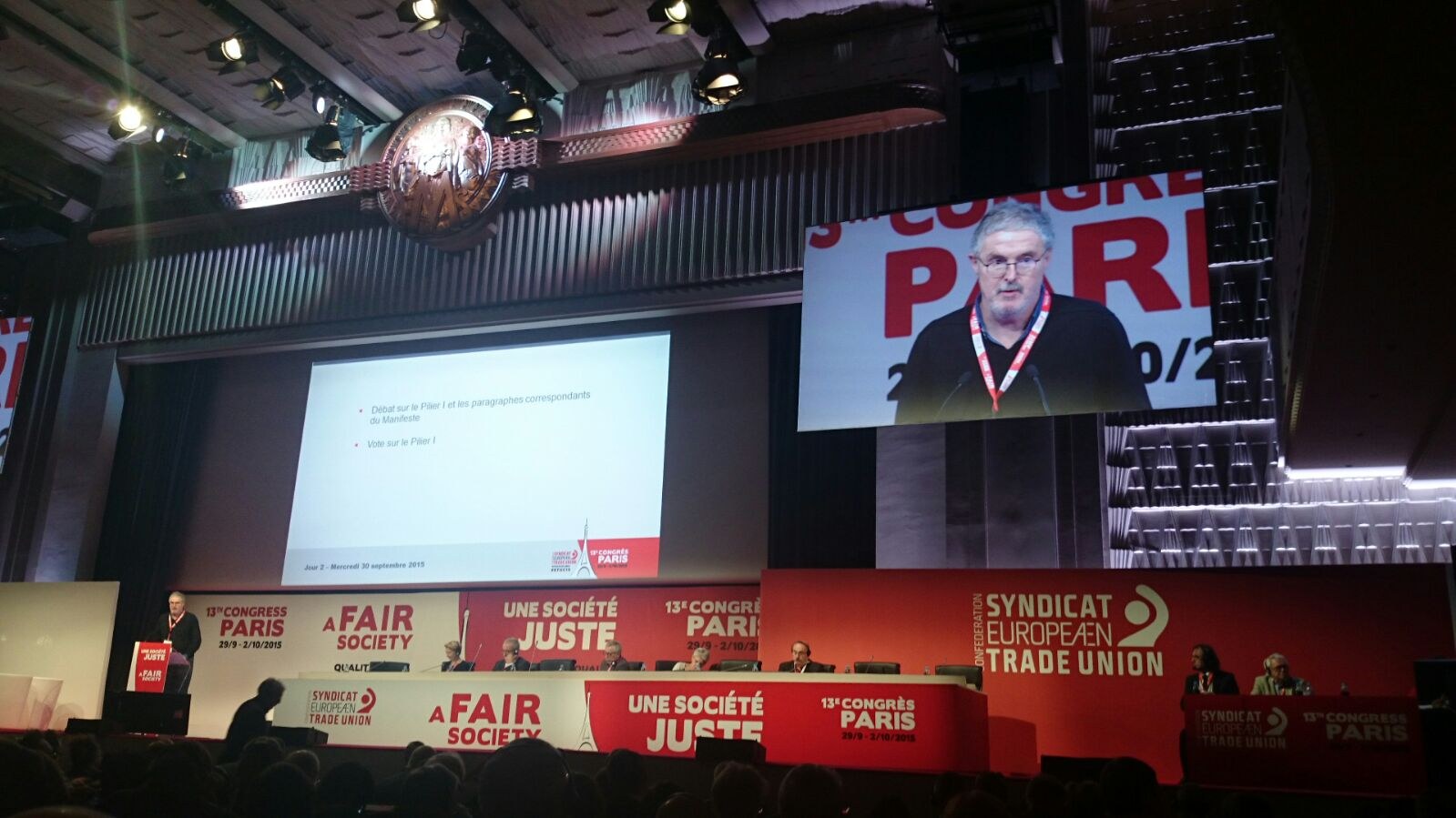 Sindikalismoak esplotatuta dagoen jendearen aurrean inolako loturarik gabe agertu behar du