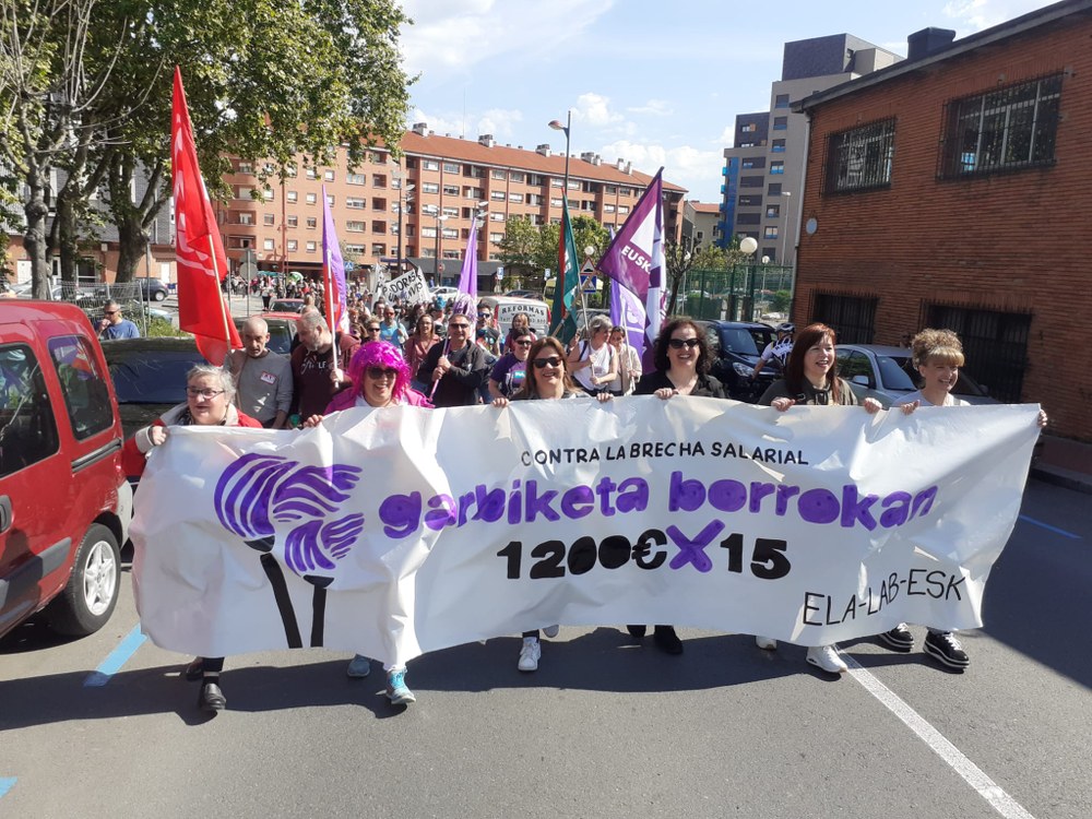 UGT, CCOO eta LAB sindikatuek soldaten debaluazioa ekarriko duen aurreakordioa sinatu dute Bizkaiko Garbikuntzan