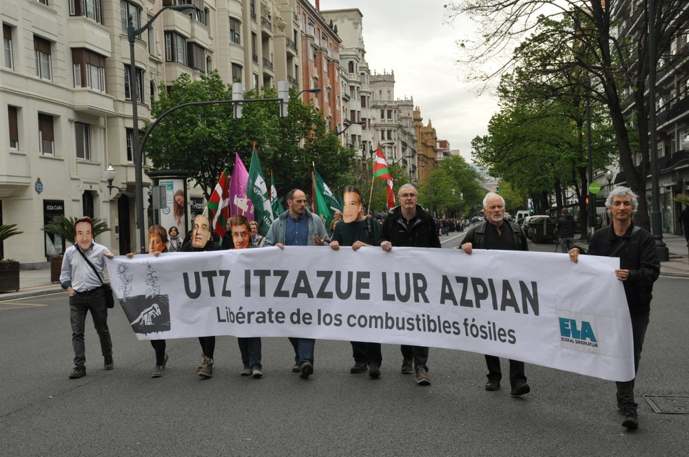 Utz itzazue erregai fosilak lur azpian