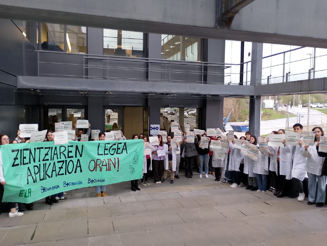 Zientzia legearen aplikazioa eskatu diote Osasun Sailburuari soldatak Osakidetzarekin parekatzeko