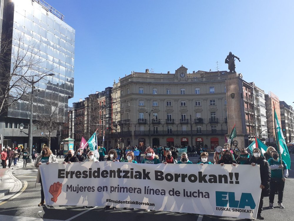 Bizkaiko zahar egoitzetako grebak jarraipen zabala, gutxieneko zerbitzuak gehiegizkoak izan arren