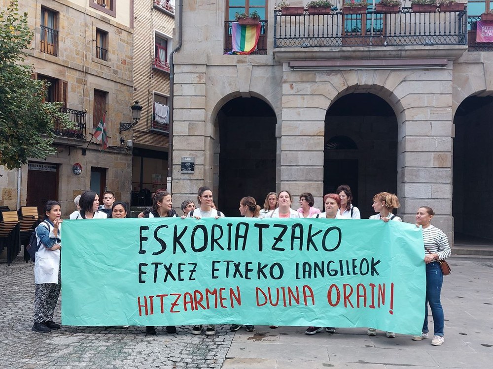 Bost greba egun Eskoriatzan, urriaren 2tik aurrera