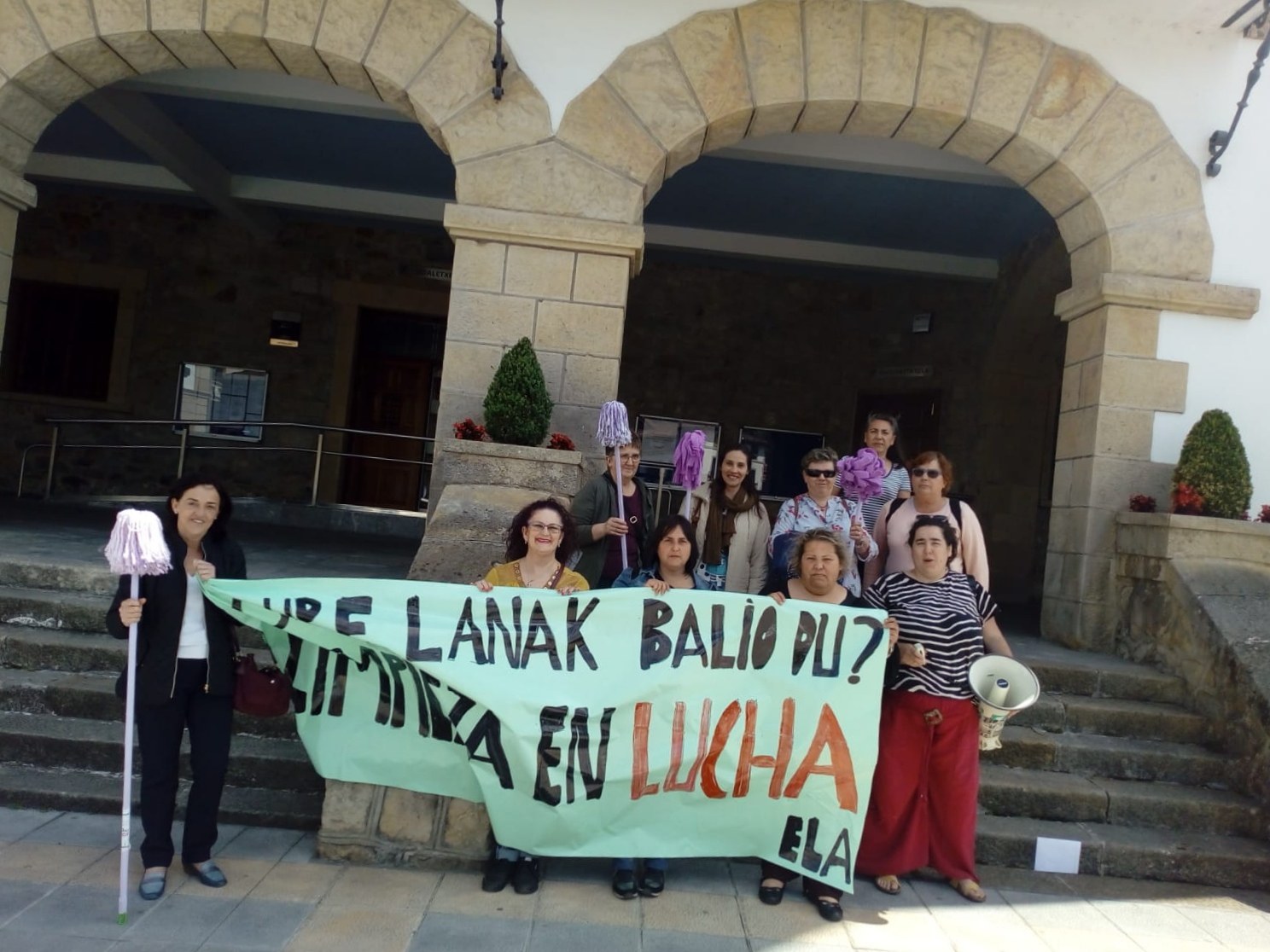 Gure lanak ez du berdin balio? Garbiketa borrokan Gure lanak ez du berdin balio? Garbiketa borrokan