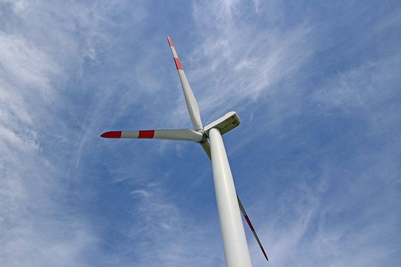 Haizea Wind enpresako ELAko atal sindikala jasaten ari den jazarpena salatu du Lan Ikuskaritzan