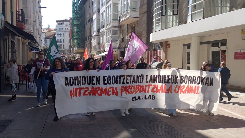Apirilerako deitutako lehenengo greba eguna arrakastatsua izan da Apirilerako deitutako lehenengo greba eguna arrakastatsua izan da