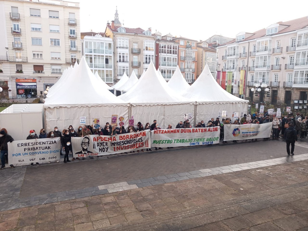 Arabako sektore soziosanitarioko langileak foru aurrekontuen aurka mobilizatu dira