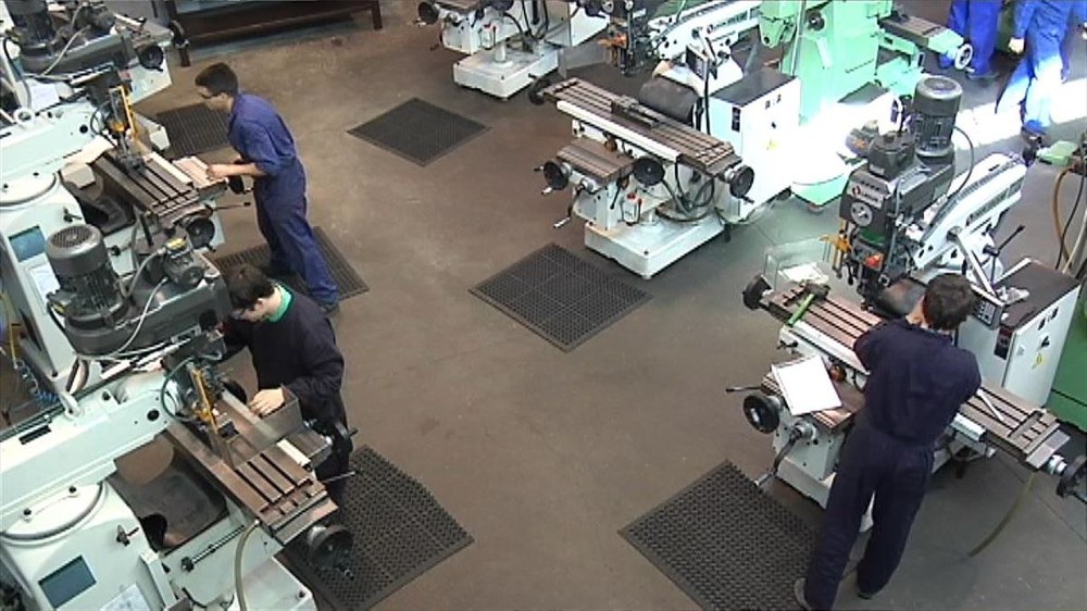 ELAk salatu du patronalaren proposamenak hitzarmenean “lan  baldintzak okertzen” dituela