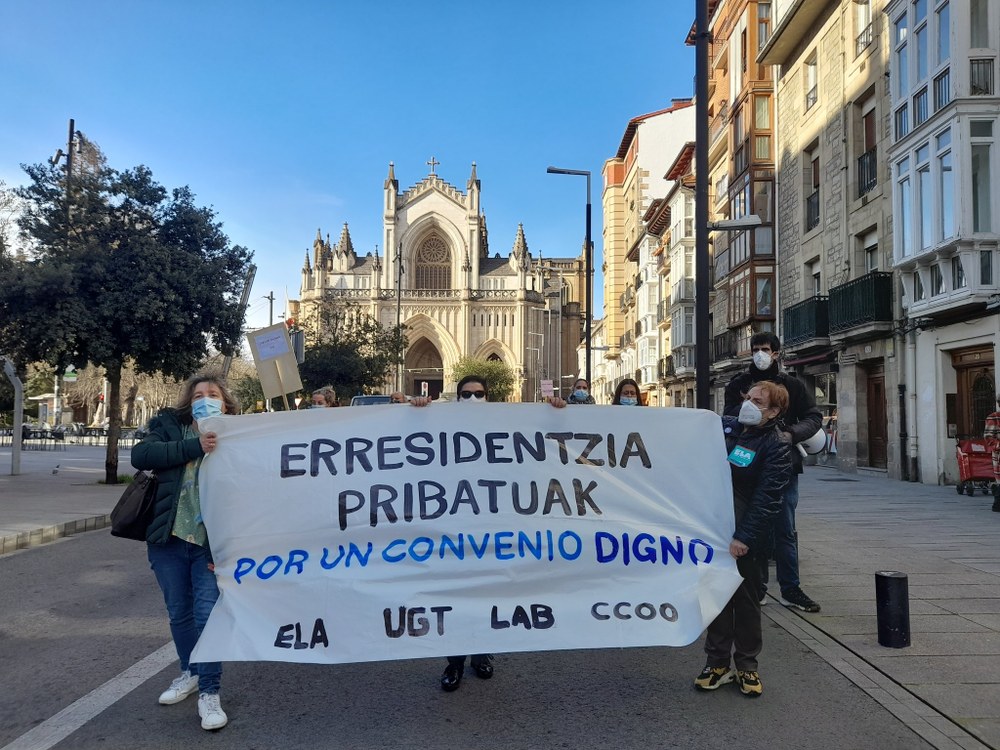 Greba eguna Arabako erresidentzia pribatuetan, prekaritatearekin amaituko duen hitzarmen probintziala lortzeko
