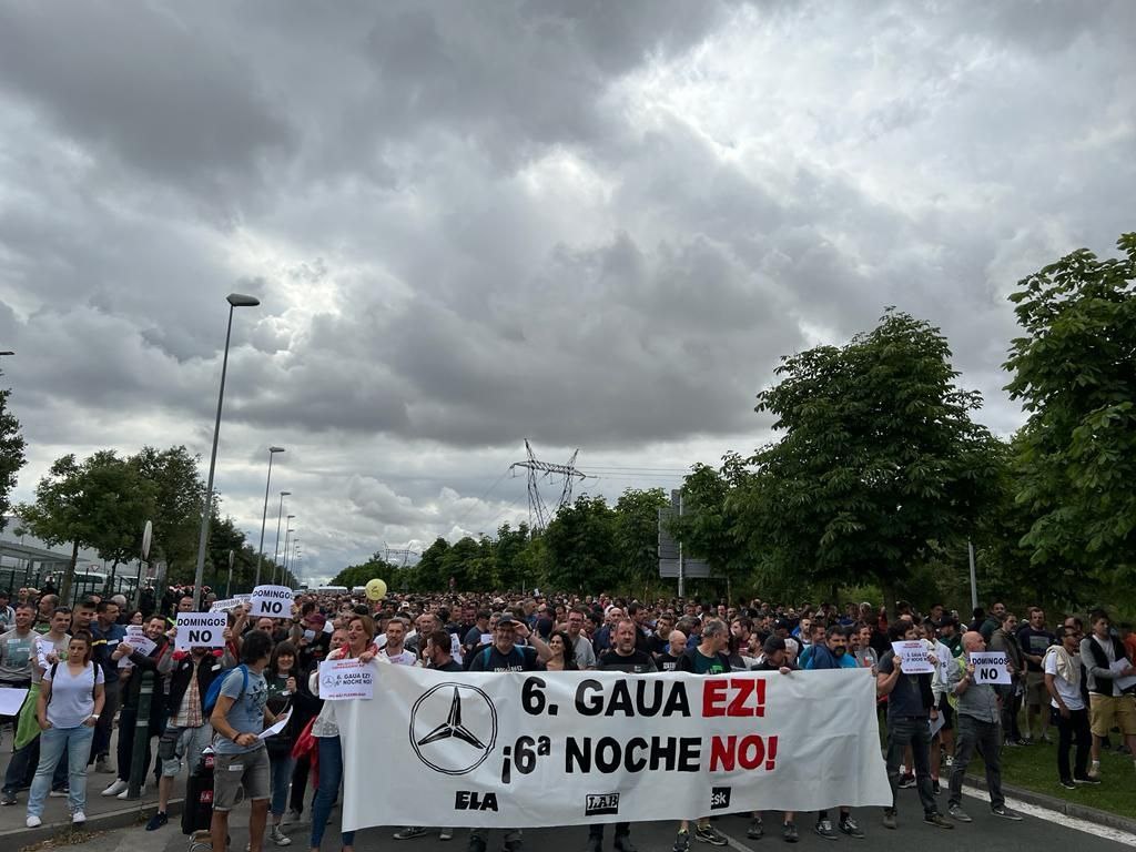 Mercedeseko grebak arrakasta handia izan du: ekoizpeneko langileen %95 batu da Mercedeseko grebak arrakasta handia izan du: ekoizpeneko langileen %95 batu da