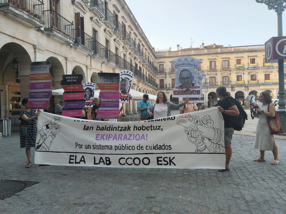 Sindikatuek gatazkan esku hartzea eskatu diote Gasteizko Udalari