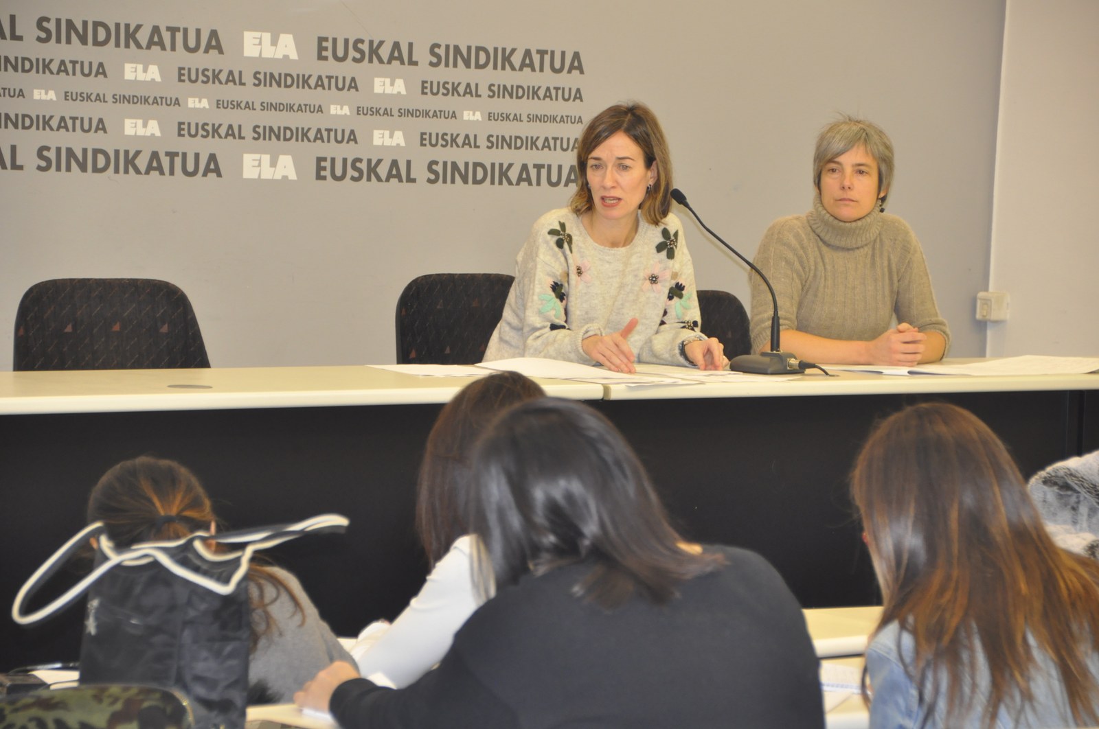 Eusko Jaurlaritzaren plana soldata arrakalari aurre egiteko erabat hutsala da Eusko Jaurlaritzaren plana soldata arrakalari aurre egiteko erabat hutsala da