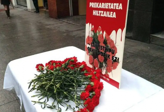 Langile bat hil da Muxikako Ebaki XXI enpresan, garraio-karretila astun batek harrapatuta