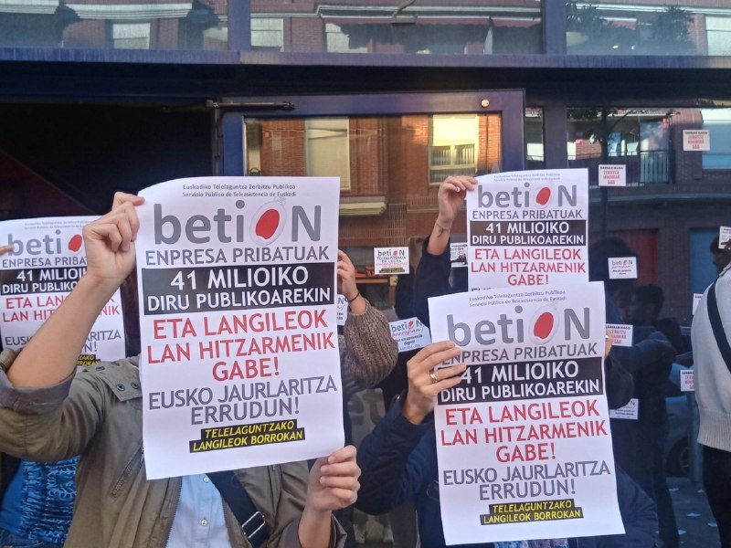 Greba eguna BetiOn Jaurlaritzaren telelaguntza zerbitzuan