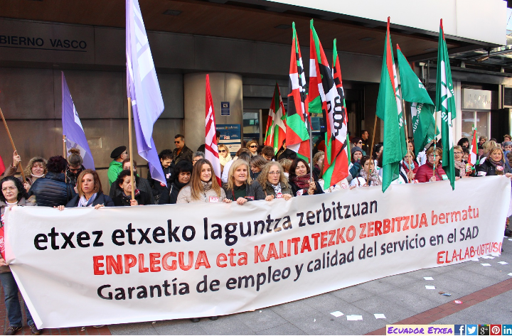 Bizkaiko Etxez Etxeko Laguntza Zerbitzuko langileek Emakunderen inplikazioa eskatu dute gatazka konpontzeko