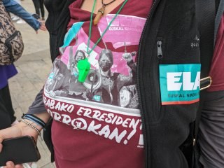 ELAk aurrerapausoak eskatu ditu lehen hitzarmenerako negoziazio mahaian