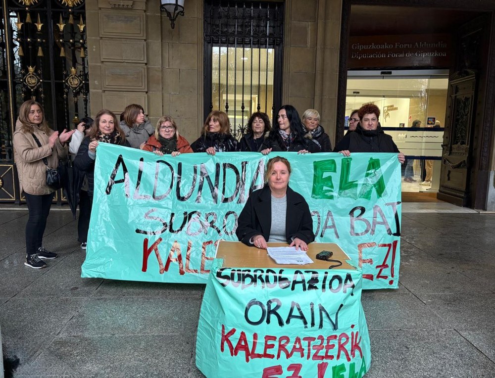 ELAk salatu du 11 langileak kaleratze arriskuan daudela
