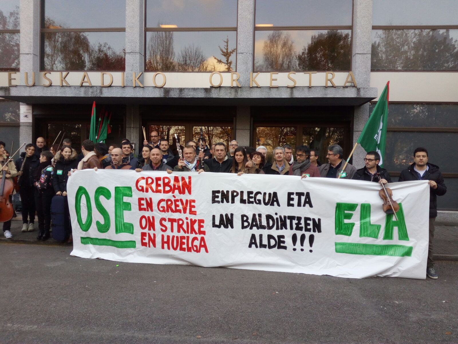 Euskadiko Orkestrako langileek mobilizazioekin jarraituko dute enpleguaren defentsan eta lan baldintzen alde
