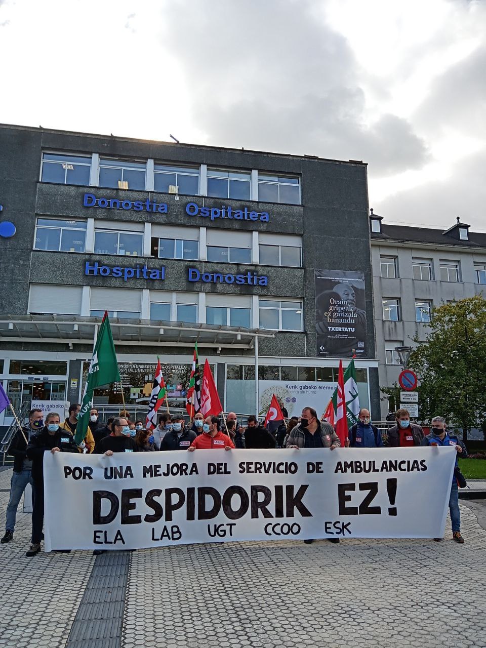 Eusko Jaurlaritzak anbulantzia zerbitzua murrizten jarraitzen du beste 20 langile kaleratuz Eusko Jaurlaritzak anbulantzia zerbitzua murrizten jarraitzen du beste 20 langile kaleratuz