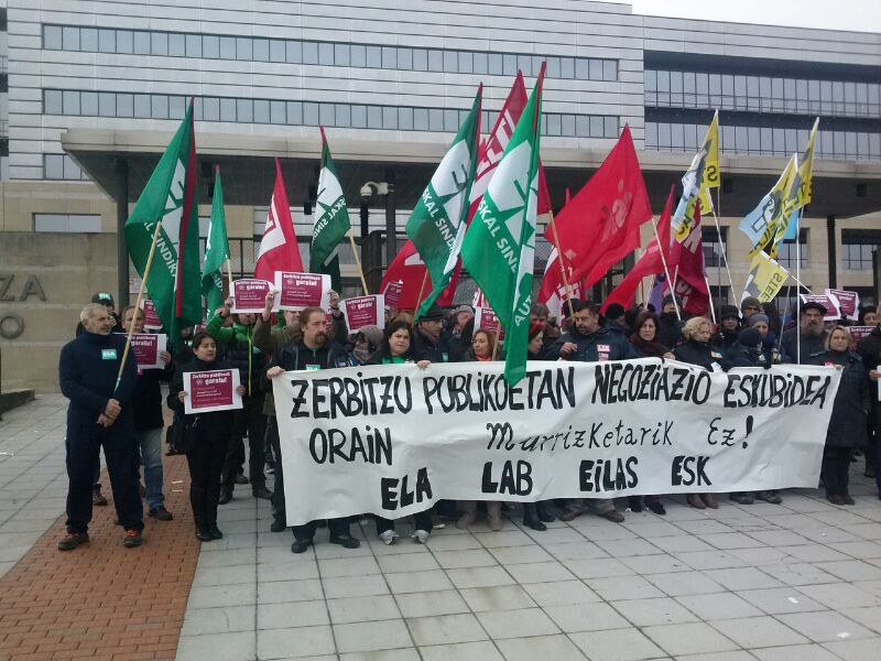 Eusko Jaurlaritzan negoziazio kolektiboa defendatzeko mobilizazioa