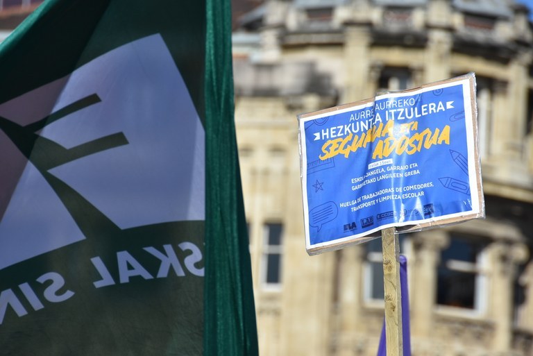 Hezkuntza Sailak ez du covid19aren aurrean gure eskoletarako planifikazio, neurri zein baliabideen inguruko negoziaketarako inolako asmorik erakutsi