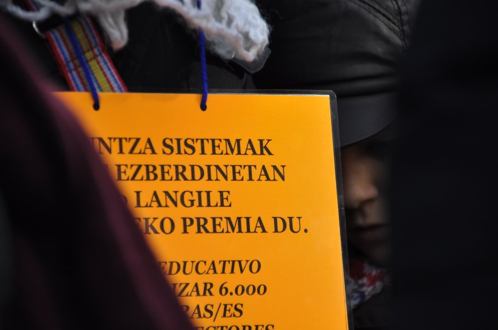 Hezkuntza Sailaren egonkortasunerako proposamenak prekarietatea betikotu eta lanpostuak kolokan jartzen ditu