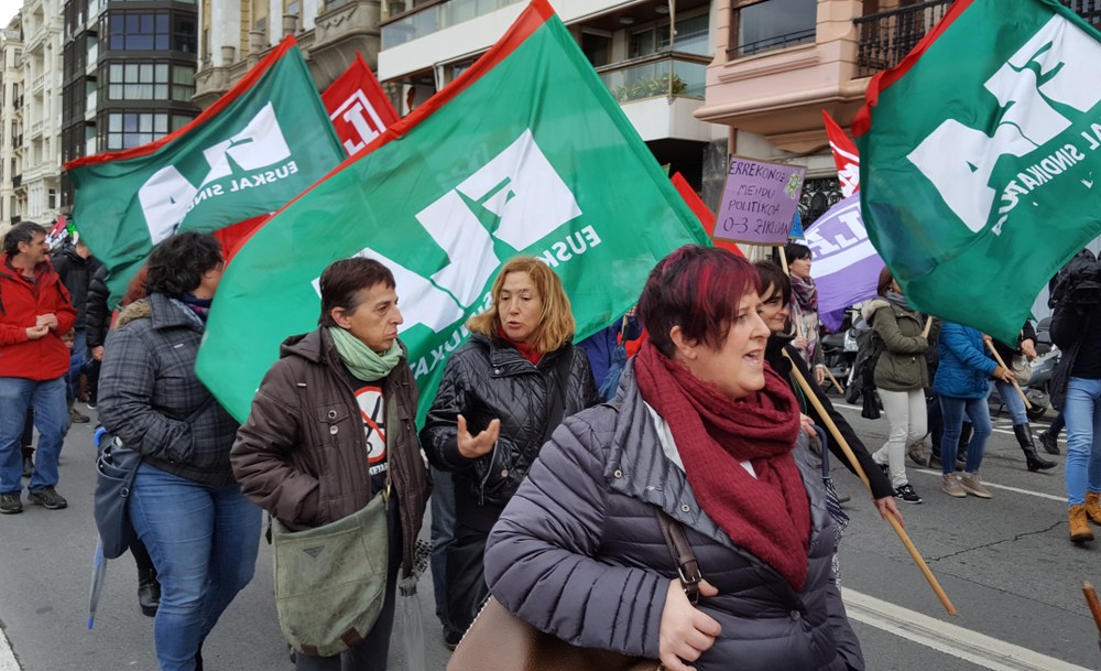 ELAk mobilizazio berriak egingo ditu Hezkuntzan irakasleen mahaian Jaurlaritzak langileen aldarrikapenei muzin egiten badie