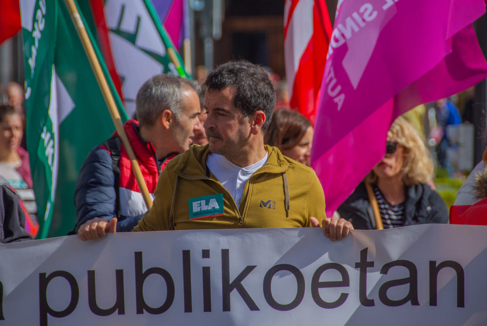 Jaurlaritzak ez ditu hobetu nahi bere menpe dauden 115.000 langileen lan baldintzak