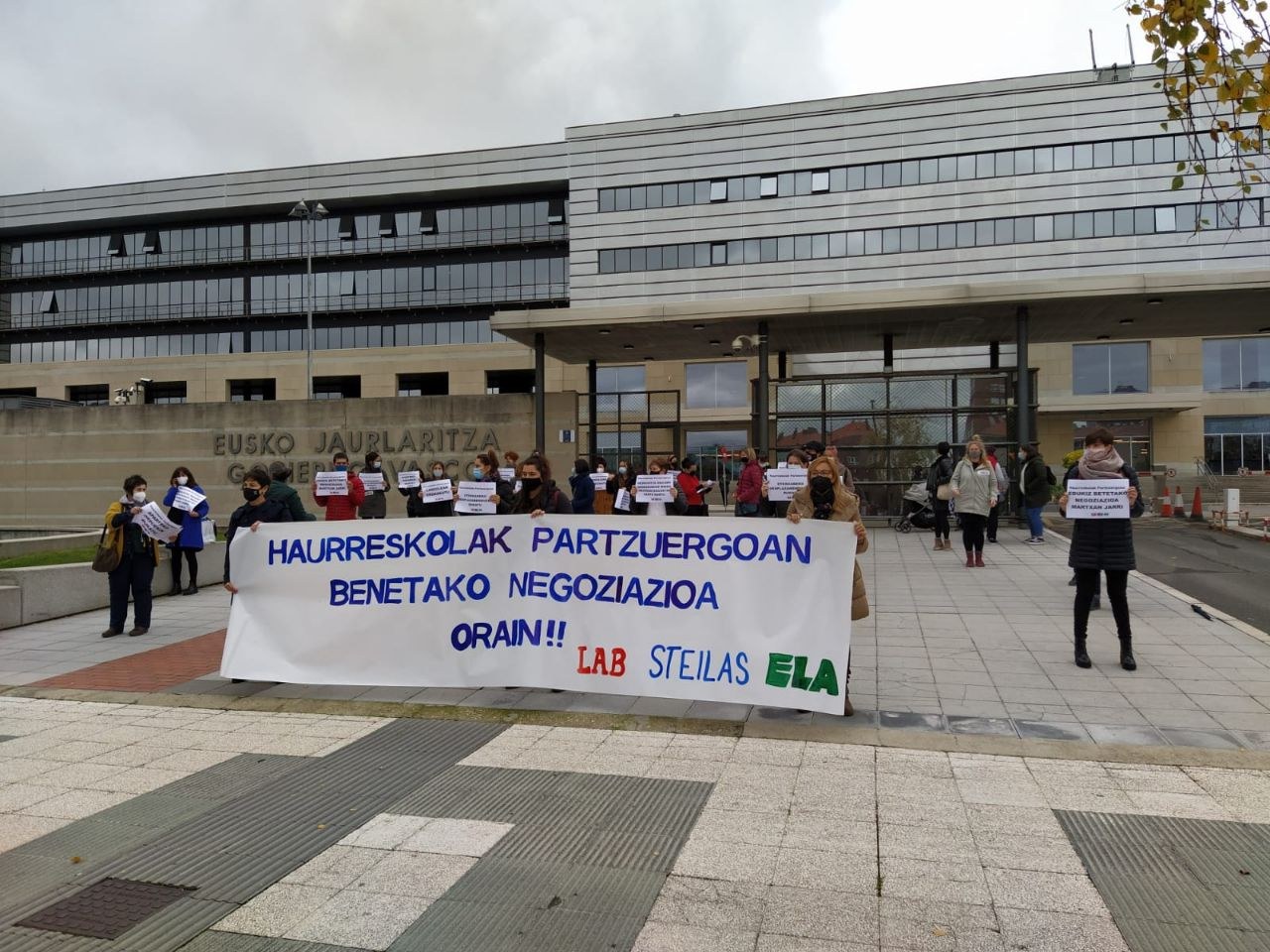 LABek, Steilasek eta ELAk benetako negoziazioa eskatu diote Haurreskolak Partzuergoari eta Hezkuntza Saila bertan egotea ezinbestekotzat jo dute
