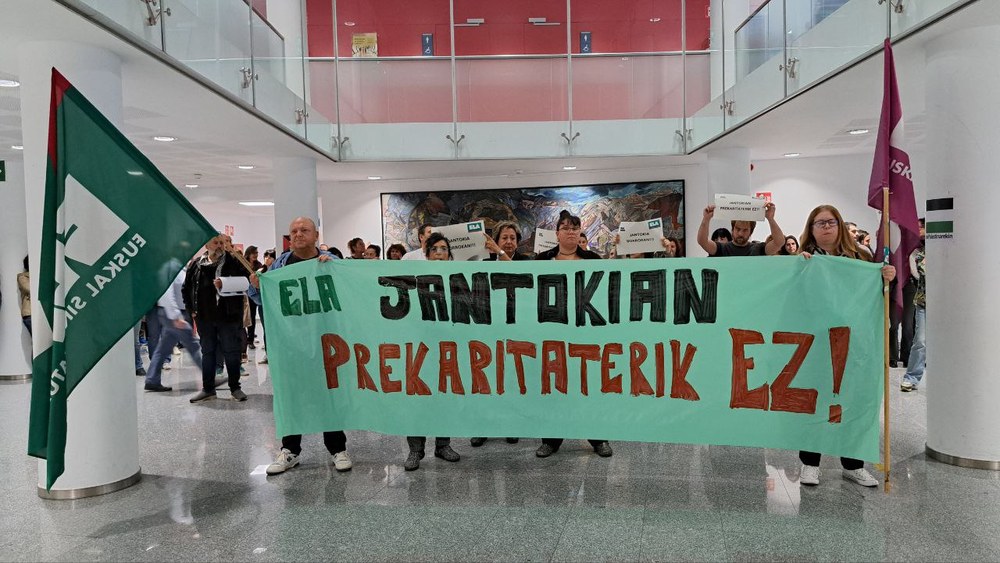 Langile guztiek egin dute bat ELAk deitutako lehen lanuztearekin
